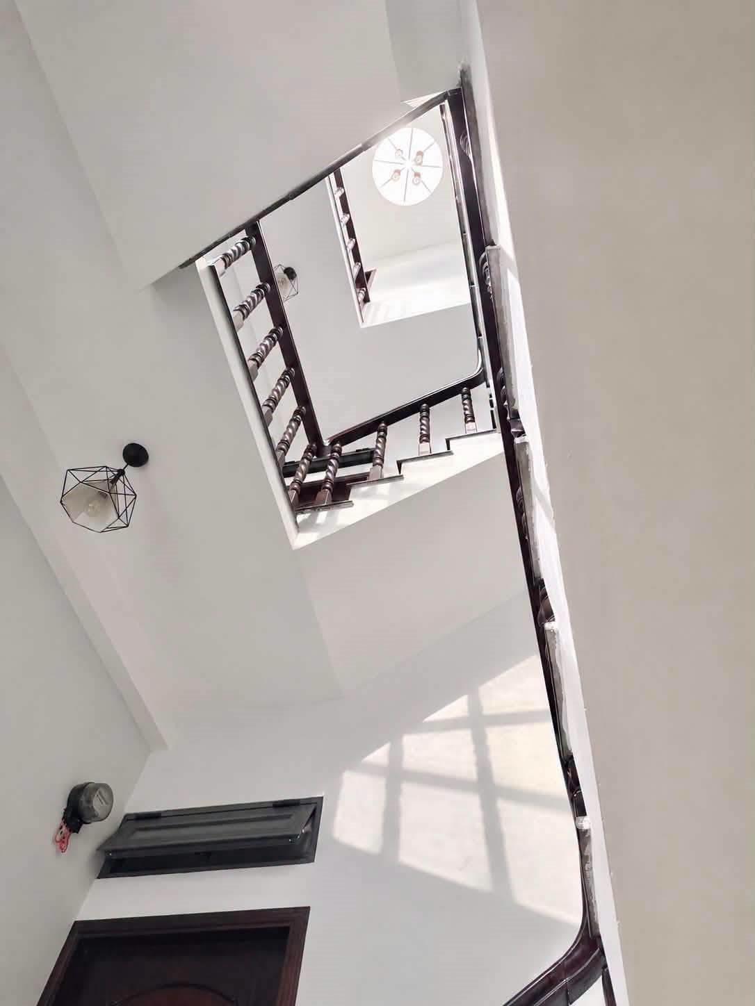 🔥 KHAN HIẾM PHÚ NHUẬN – 2 MẶT HẺM, Ô TÔ 7 CHỖ  5 TẦNG  45M². 16006202