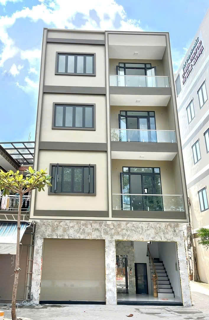 CHÍNH CHỦ CHO THUÊ NHÀ NGUYÊN CĂN 1 TRIỆT 3 LẦU CÓ THANG MÁY TẠI PHƯỚC NGUYÊN - TP.BÀ RỊA. 16006211