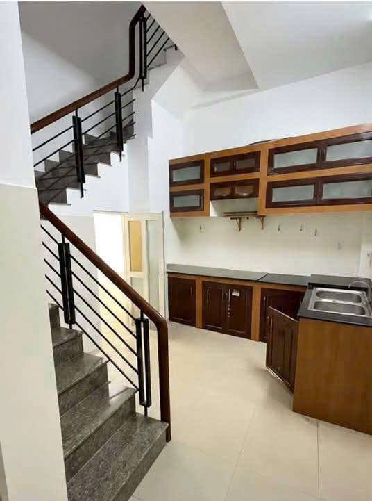 Cho Thuê Nhà Quận 5 - 4PN - 14 Triệu 16006224