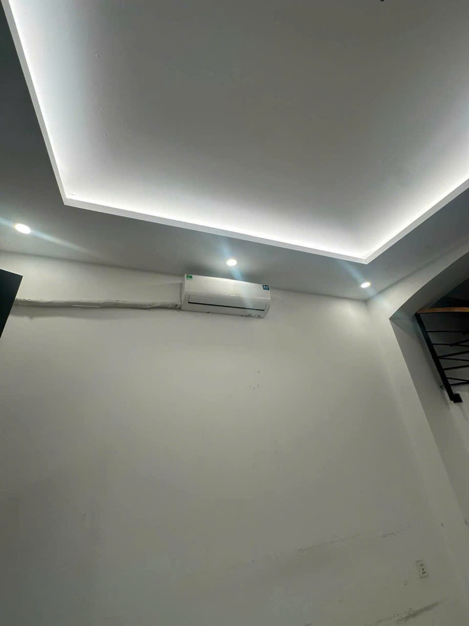 🏠 CHO THUÊ NHÀ HOÀNG QUỐC VIỆT – CẦU GIẤY  50M² × 5 TẦNG  7 PHÒNG  23 TRIỆU/THÁNG 16006244