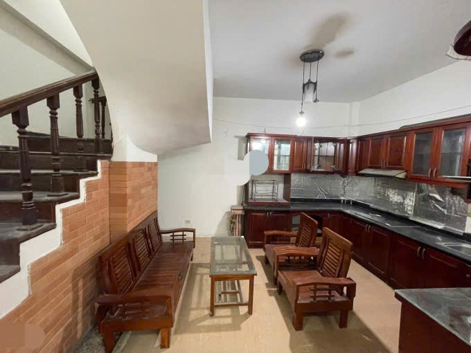 🏠 CHO THUÊ NHÀ CẦU GIẤY  42M² × 5 TẦNG  5PN  15 TRIỆU/THÁNG 16006243
