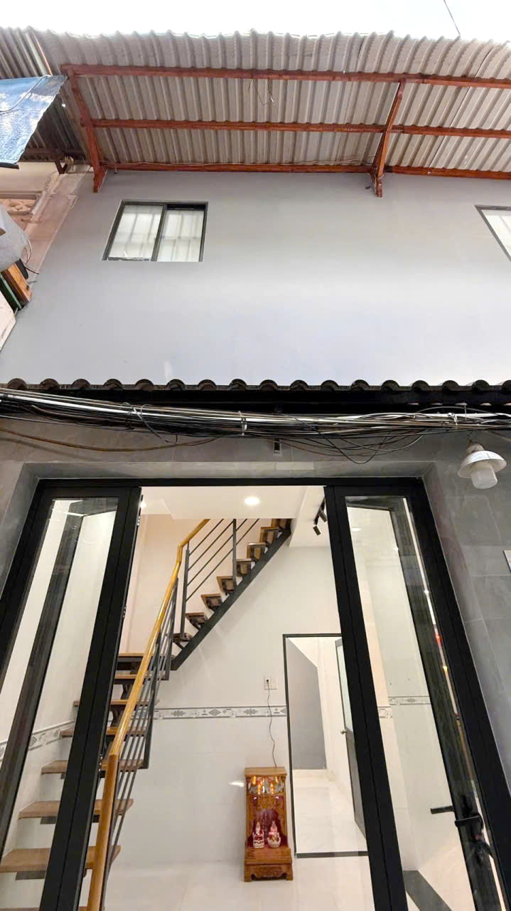 Nhà cách chỗ đậu oto vài bước chân Hưng Phú P10Q8 16006247