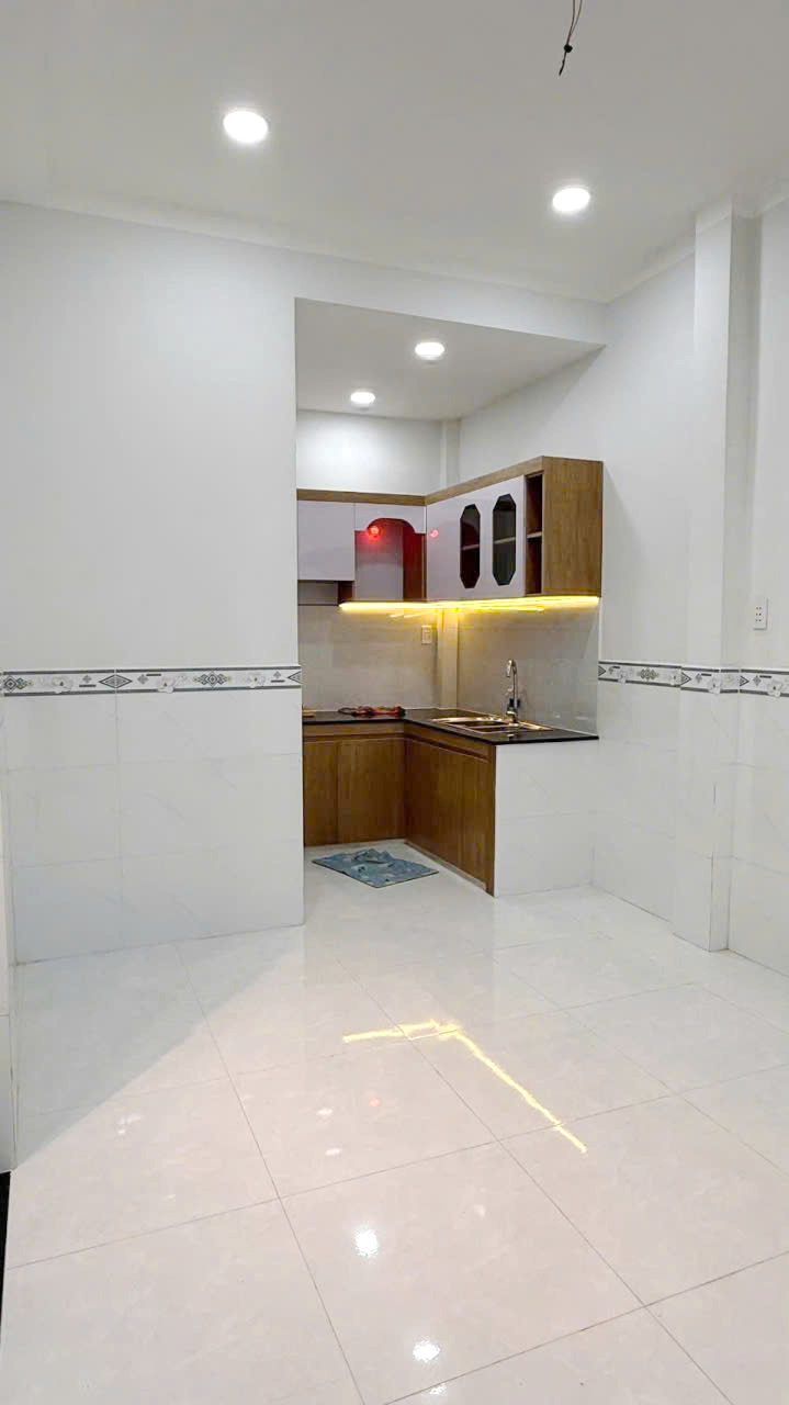 Nhà cách chỗ đậu oto vài bước chân Hưng Phú P10Q8 16006247