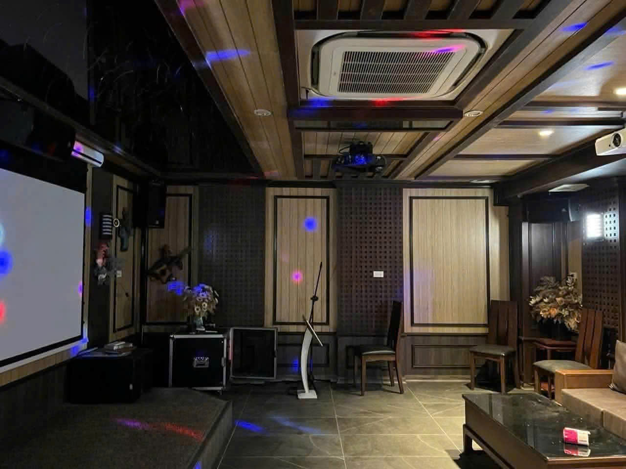🏡 CHO THUÊ BIỆT PHỦ SÂN VƯỜN QUẢNG AN – TÂY HỒ  200M² × 2 TẦNG  25 TRIỆU/THÁNG 16006249
