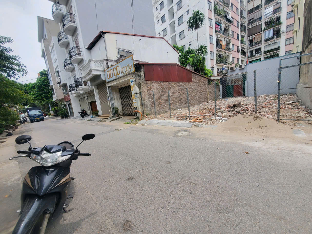 Bán đất TĐC Thanh Am,Long Biên 102m,mt8m oto tránh,vỉa hè nhỉnh 20 tỷ 16006295