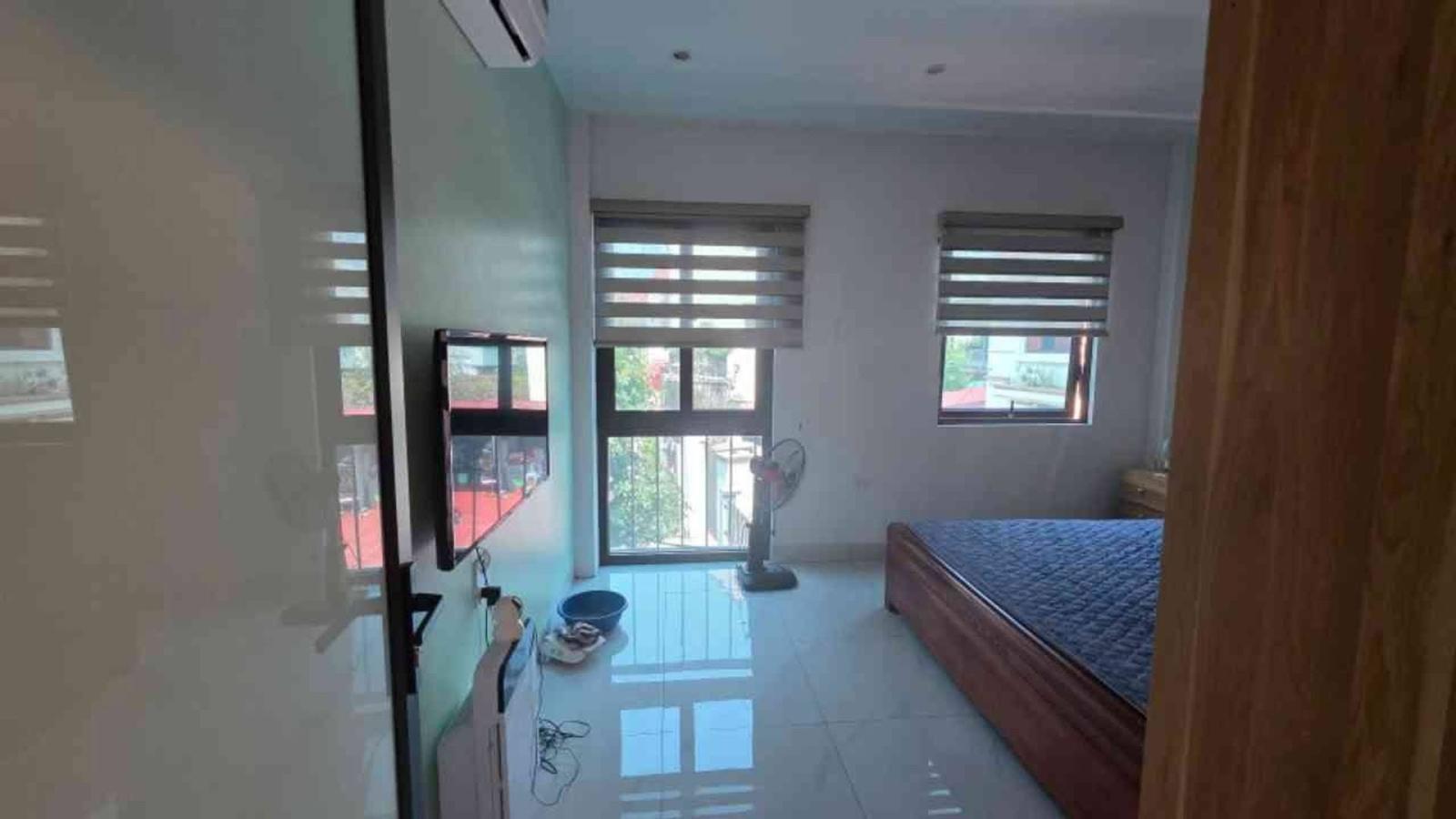 BÁN NHÀ 3 TẦNG 50M² MỚI CẠNH HỒ QUAN ÂM - 3PN - 3WC - CẬN VIN BẮC HỒNG - Ô TÔ ĐỖ CỬA 
 16006296