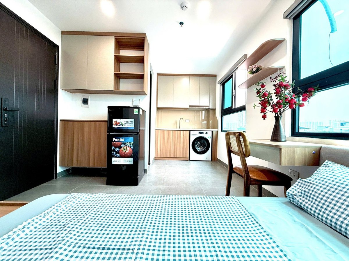 Bán Nhà Trương Định Hoàng Mai. 7 Tầng Thang Máy. Ô Tô. DT 66m2. MT 5m. Giá 16.9 Tỷ. 16006301