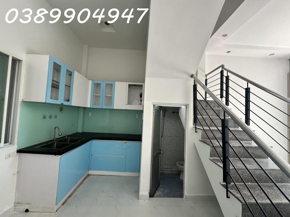 Bán nhà trung tâm Nha Trang hẻm 1170 đường 2/4 Phường Vạn Thắng. Giá bán: 2,3 tỷ sổ đỏ riêng. 16006307