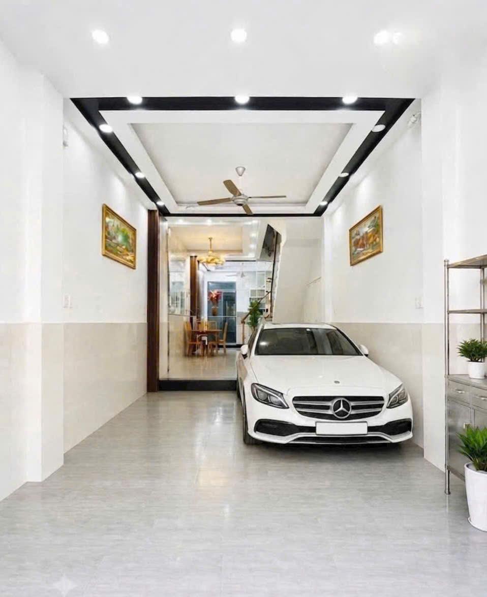 Nhà hẻm xe hơi Đào Tông Nguyên, 4 tầng, 6.85 tỷ, đầy đủ nội thất cao cấp 16006324