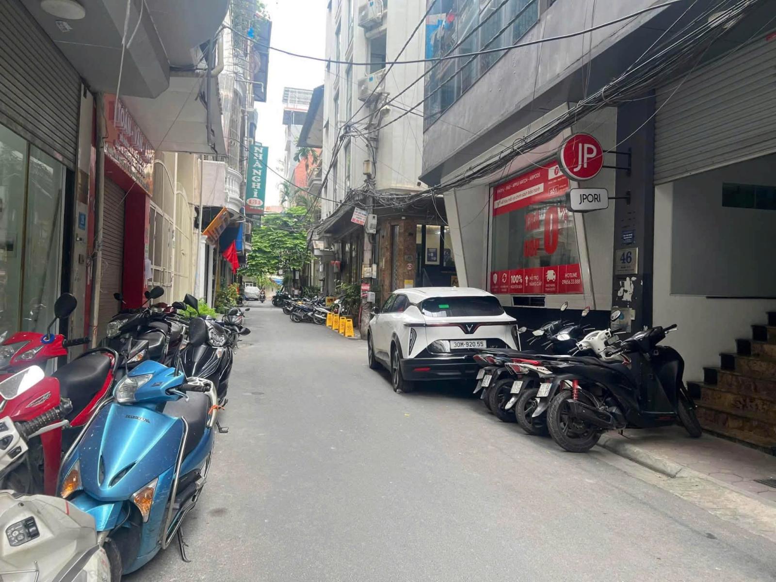 🏠 CHO THUÊ NHÀ NGUYÊN CĂN THÁI HÀ – ĐỐNG ĐA  50M² × 5 TẦNG + TUM  6PN  27 TRIỆU/THÁNG 16006374
