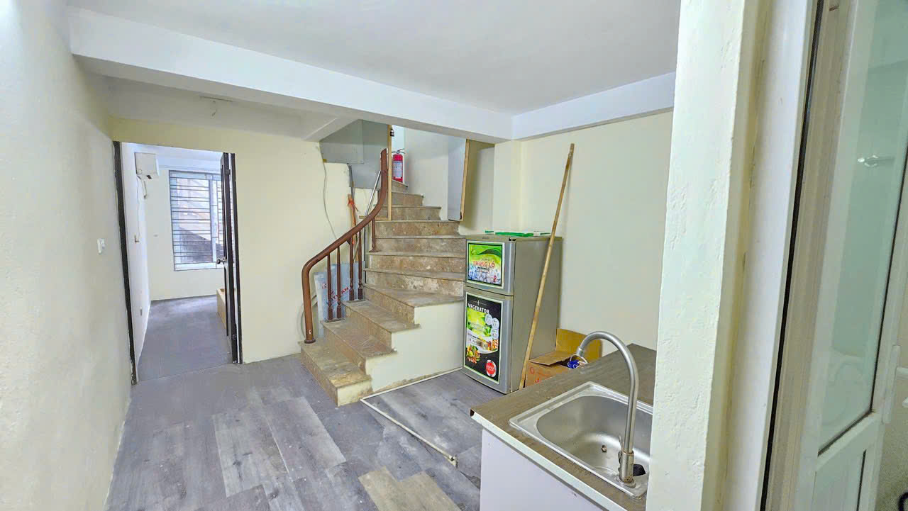 🏠 CHO THUÊ NHÀ NGUYÊN CĂN THÁI HÀ – ĐỐNG ĐA  50M² × 5 TẦNG + TUM  6PN  27 TRIỆU/THÁNG 16006374