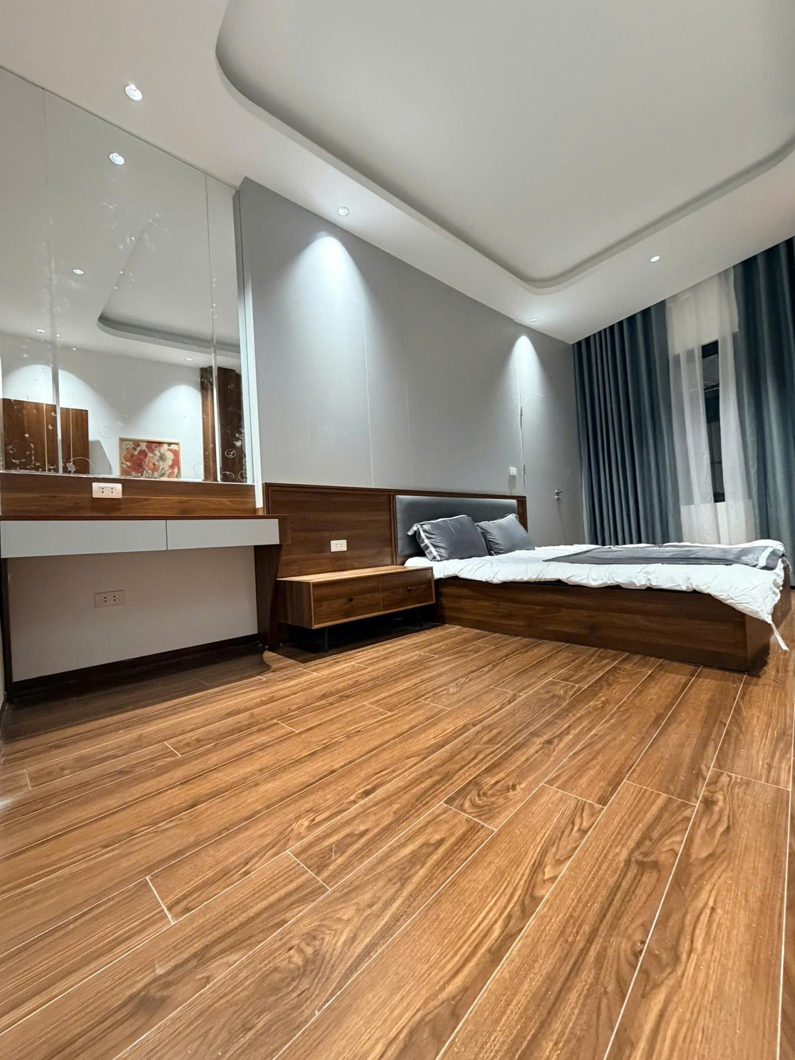 🏡 CHO THUÊ NHÀ NGUYÊN CĂN HỒ BA MẪU – ĐỐNG ĐA  35M² × 6 TẦNG  3PN  THANG MÁY  16 TRIỆU/THÁNG 16006381