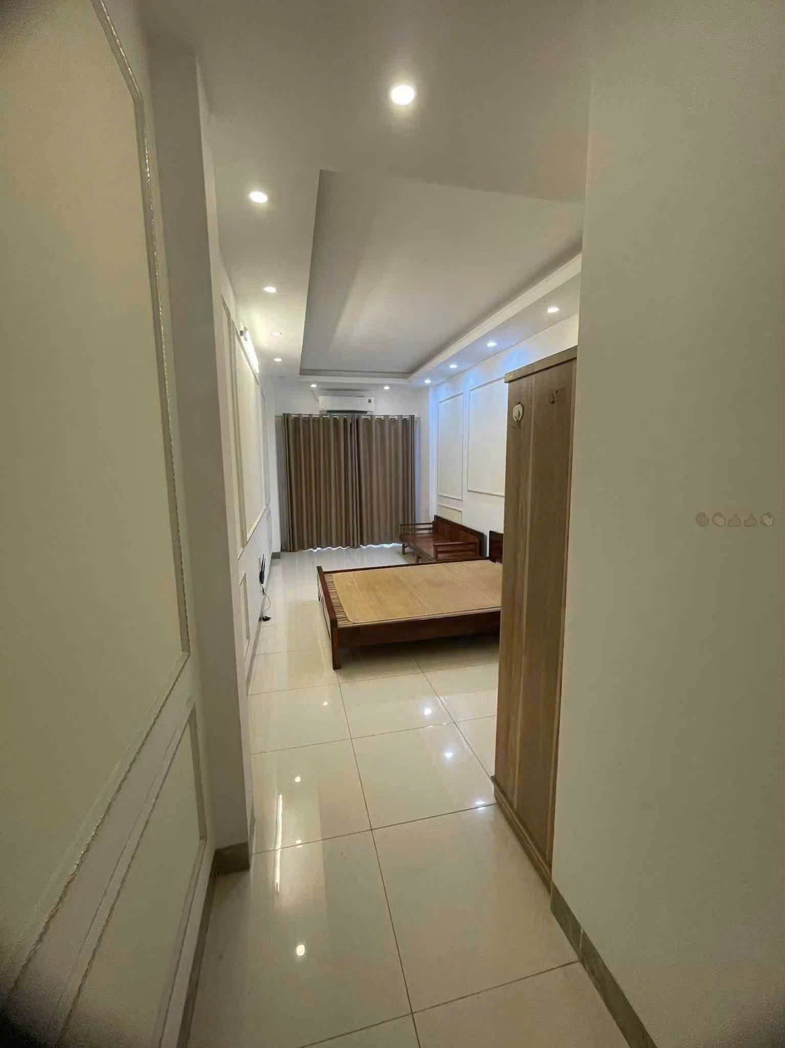 🏡 CHO THUÊ NHÀ NGUYÊN CĂN TRẦN KHÁT CHÂN – HAI BÀ TRƯNG  35M² × 5 TẦNG  3PN  13,5 TRIỆU/THÁNG 16006382