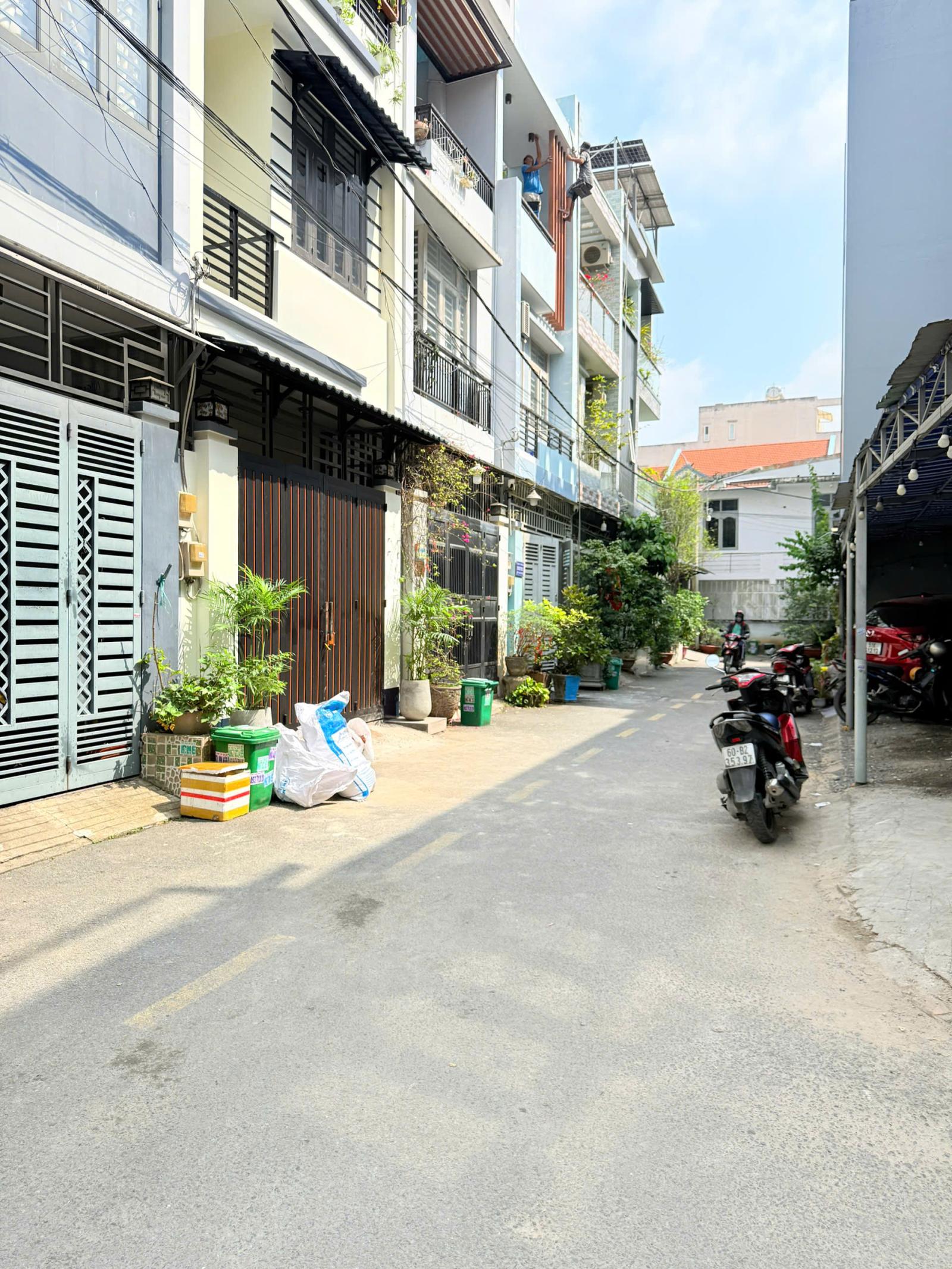 Bán Nhà 3 Tầng Hẻm Xe Hơi Số 647 Quốc Lộ 13, Hiệp Bình Phước, Thủ Đức 16006422