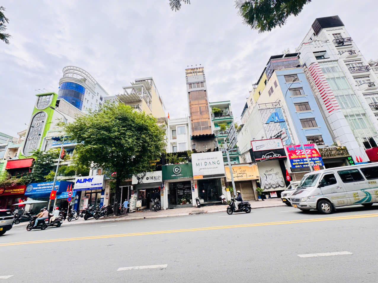 QUẬN 1: CHÍNH CHỦ 0938676685 BÁN NHÀ 4 TẦNG MẶT TIỀN NGUYẼN THỊ MINH KHAI, P.BẾN THÀNH- DT ĐẸP 16006435