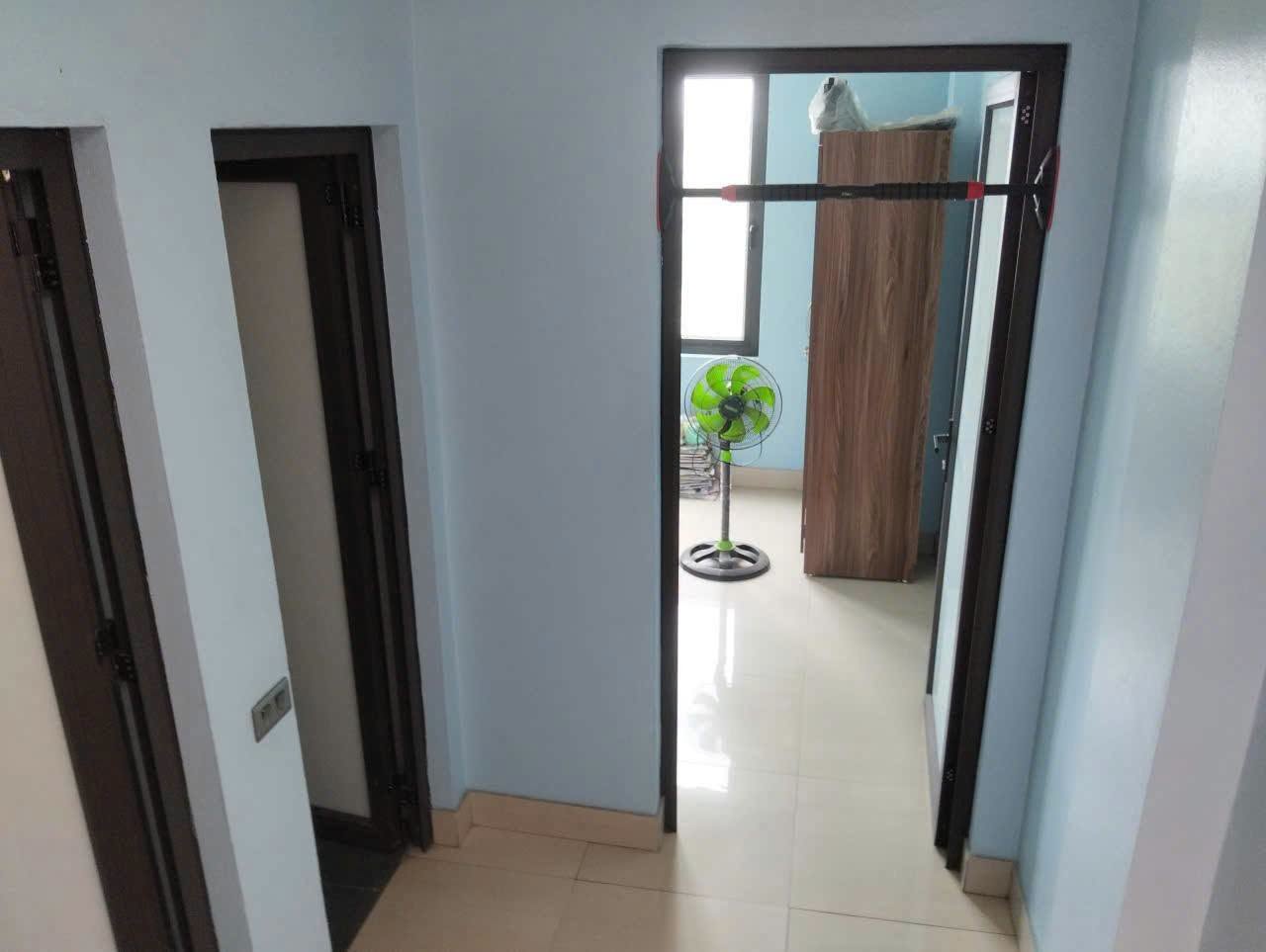 Cần cho thuê gấp 65m2, mt4.5m, 4T, 4N đủ đồ, 5.5tr, ô tô, Bắc Hồng, Đông Anh. 16006526