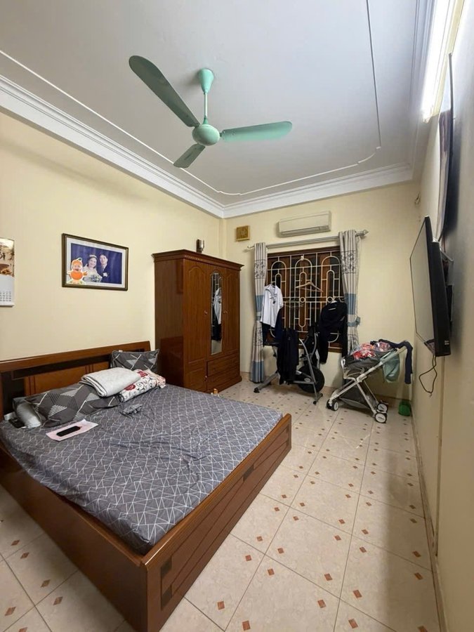 Bán Nhà Nguyễn Viết Xuân. Thanh Xuân. Ô Tô. DT 75m2. MT 5m. 4 Tầng. Giá 17.9 Tỷ. 16006528