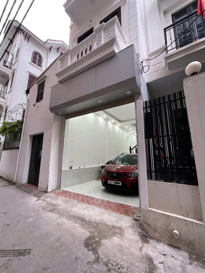 Bán Nhà Đường Hoàng Mai. Ô Tô. DT 45m2. MT 3.6m. 4 Tầng. Giá 11.9 Tỷ.  16006535