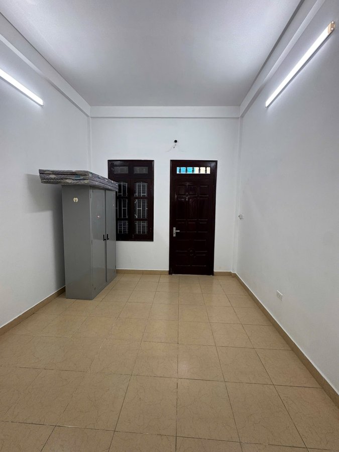 Bán Nhà Đường Hoàng Mai. Ô Tô. DT 45m2. MT 3.6m. 4 Tầng. Giá 11.9 Tỷ.  16006535