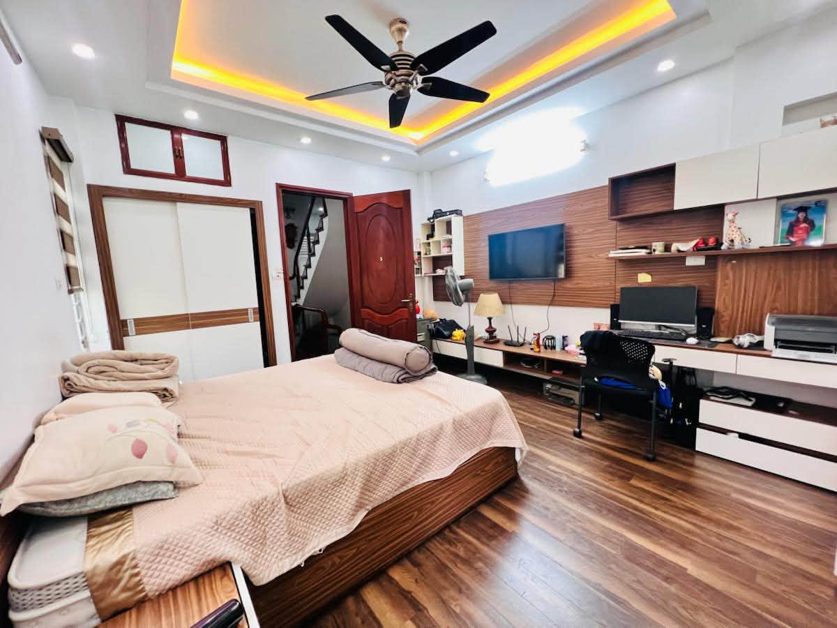 Bán nhà phố Phố Huế, 35m2, 7 tầng thang máy, mặt tiền 6m, 13.8 tỉ, nhà mới ở luôn, ngõ thoáng 16006572