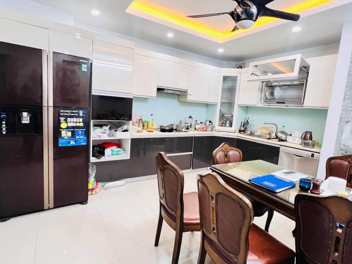 Bán nhà phố Phố Huế, 35m2, 7 tầng thang máy, mặt tiền 6m, 13.8 tỉ, nhà mới ở luôn, ngõ thoáng 16006572