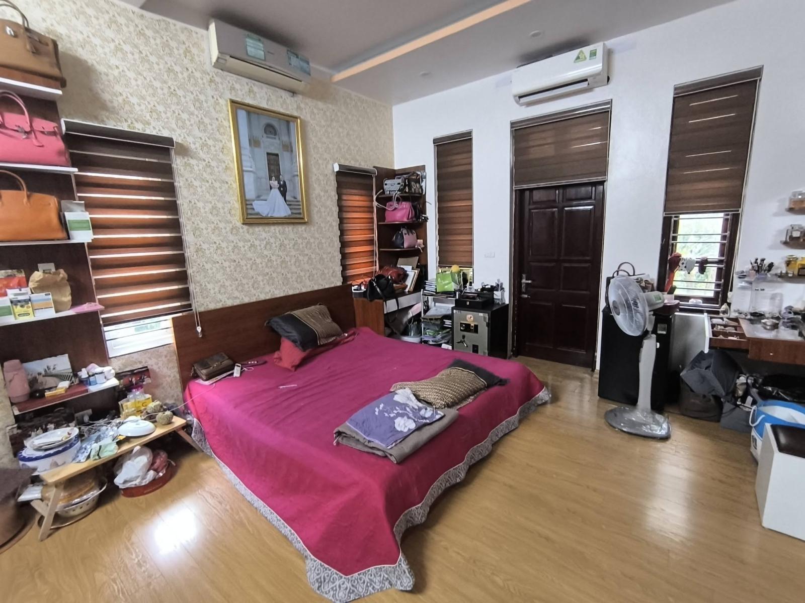 Bán nhà Phạm Đình Hổ, 76m², 5 tầng, mặt tiền gần 7m, 32,3 tỷ, ngõ rộng, kinh doanh homestay 16006585