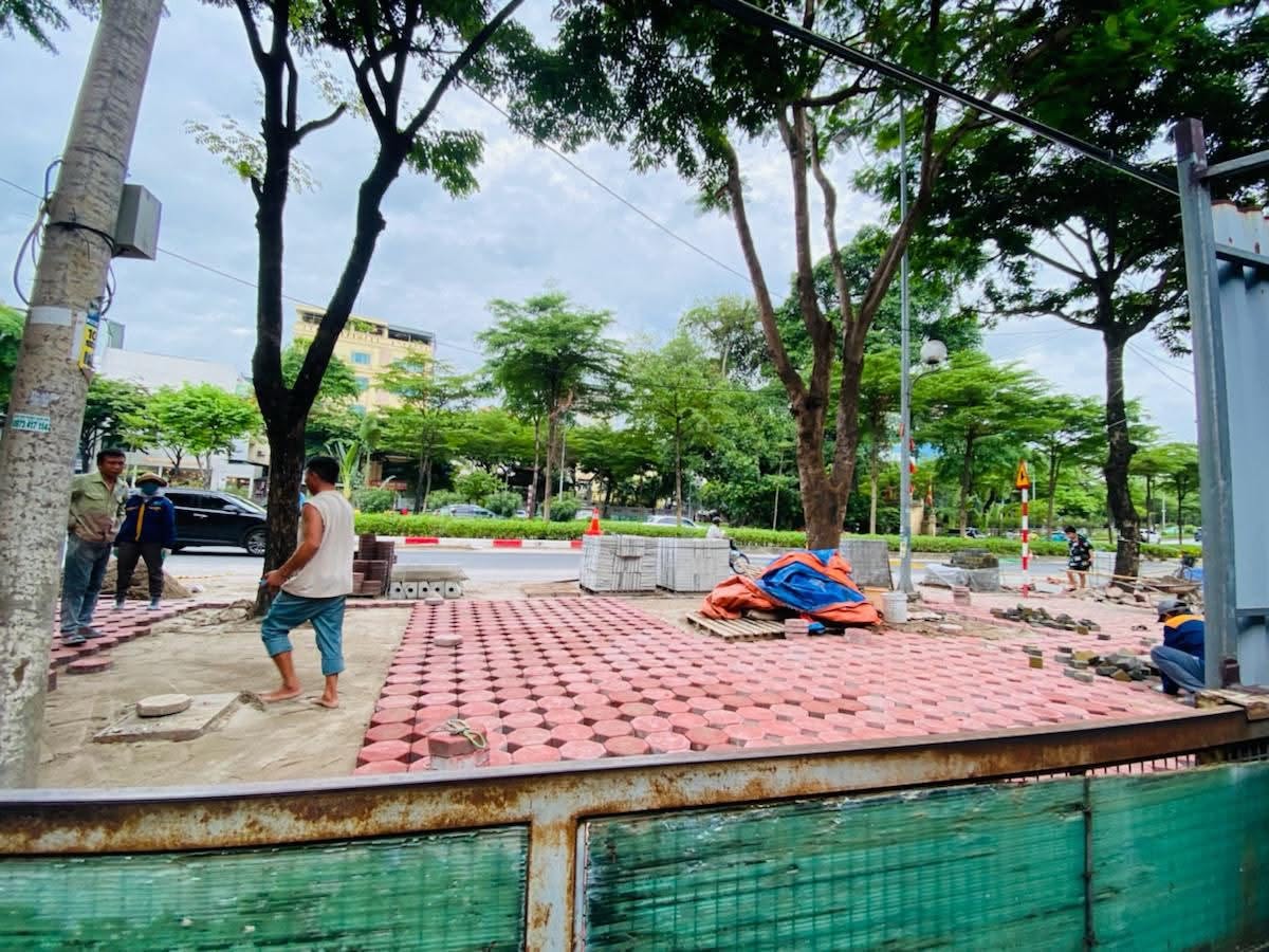 🔅 BÁN NHÀ MẶT PHỐ VÕ CHÍ CÔNG, 350M2 C4 MẶT TIỀN 9.6M, GIÁ SIÊU RẺ CHỈ 157 TỶ 🔅 16006592