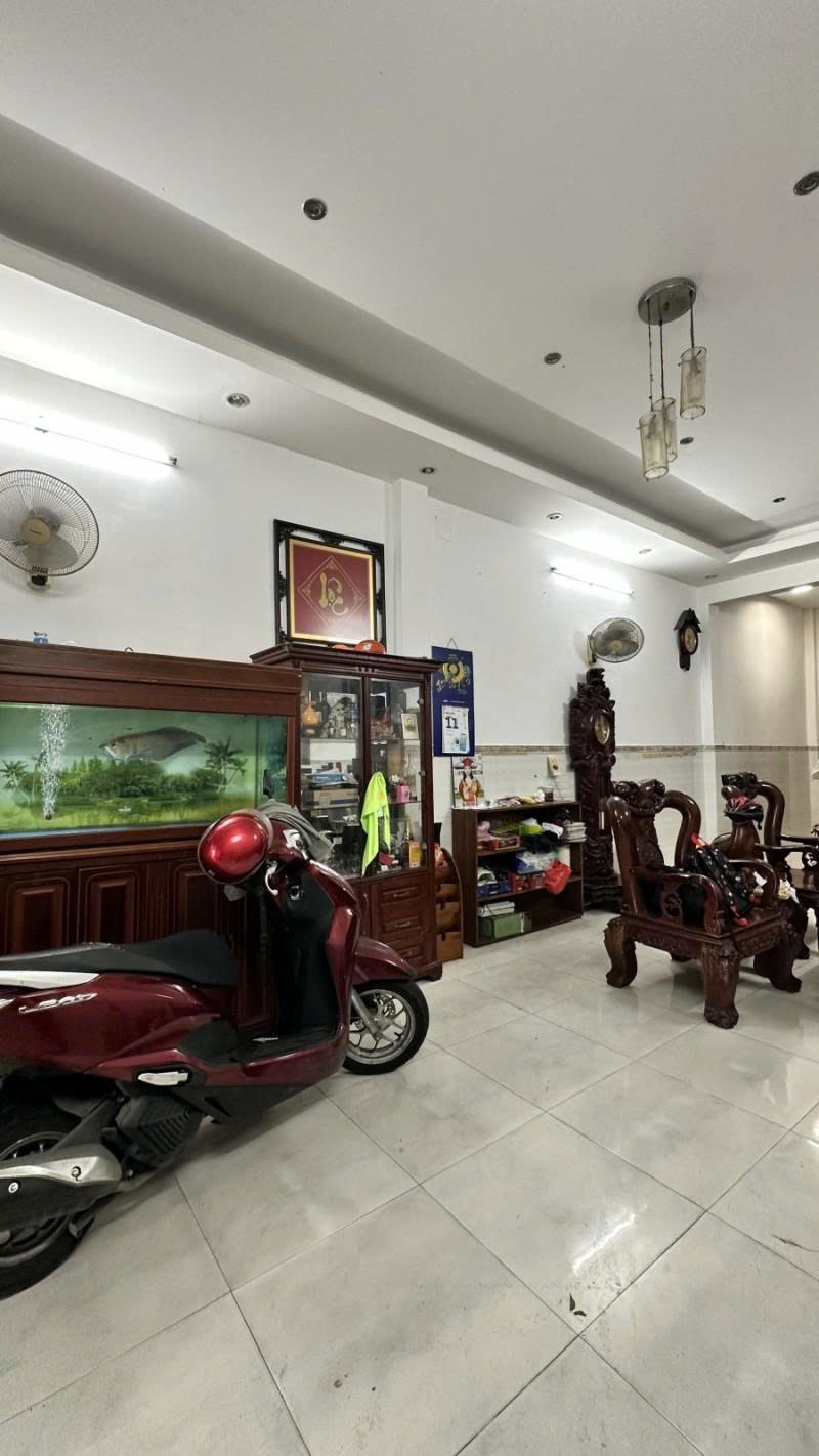 Bán Nhà Mặt tiền Phạm NGọc - giao Tân Hương,  4,3x27m, 5 Tầng - 7PN, Sổ A4,  14,5 tỷ. 16006614