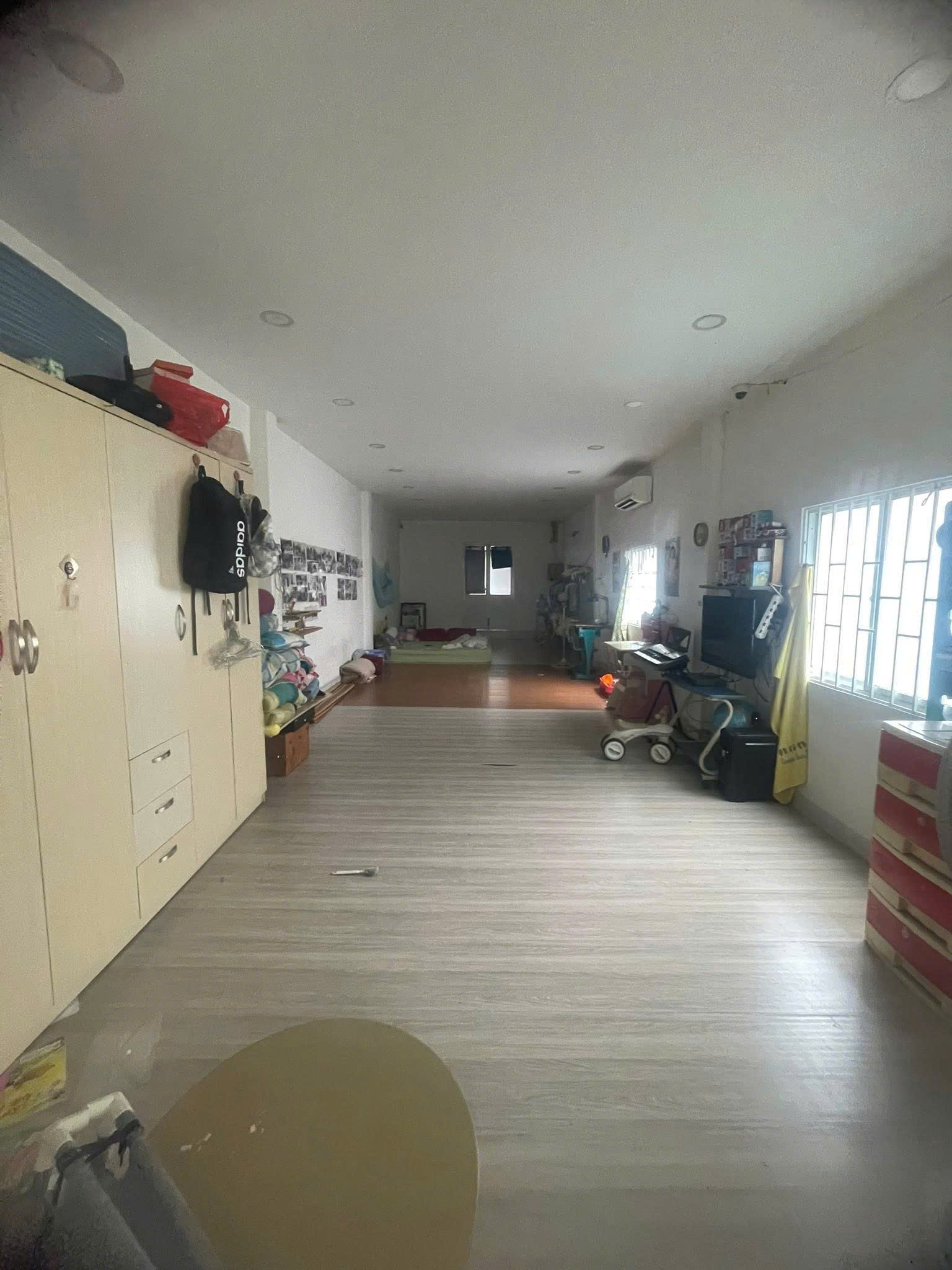 Bán nhà Mặt tiền Lê Niệm, thông THạch Lam, gần Văn Cao, 4,5x18m, 2 Tầng, chào 11,5 Tỷ. 16006621