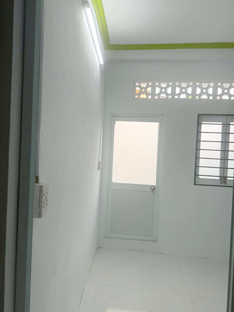Nhà hẻm nở hậu Tùng Thiện Vương P13Q8 P.Phú Định 16006625
