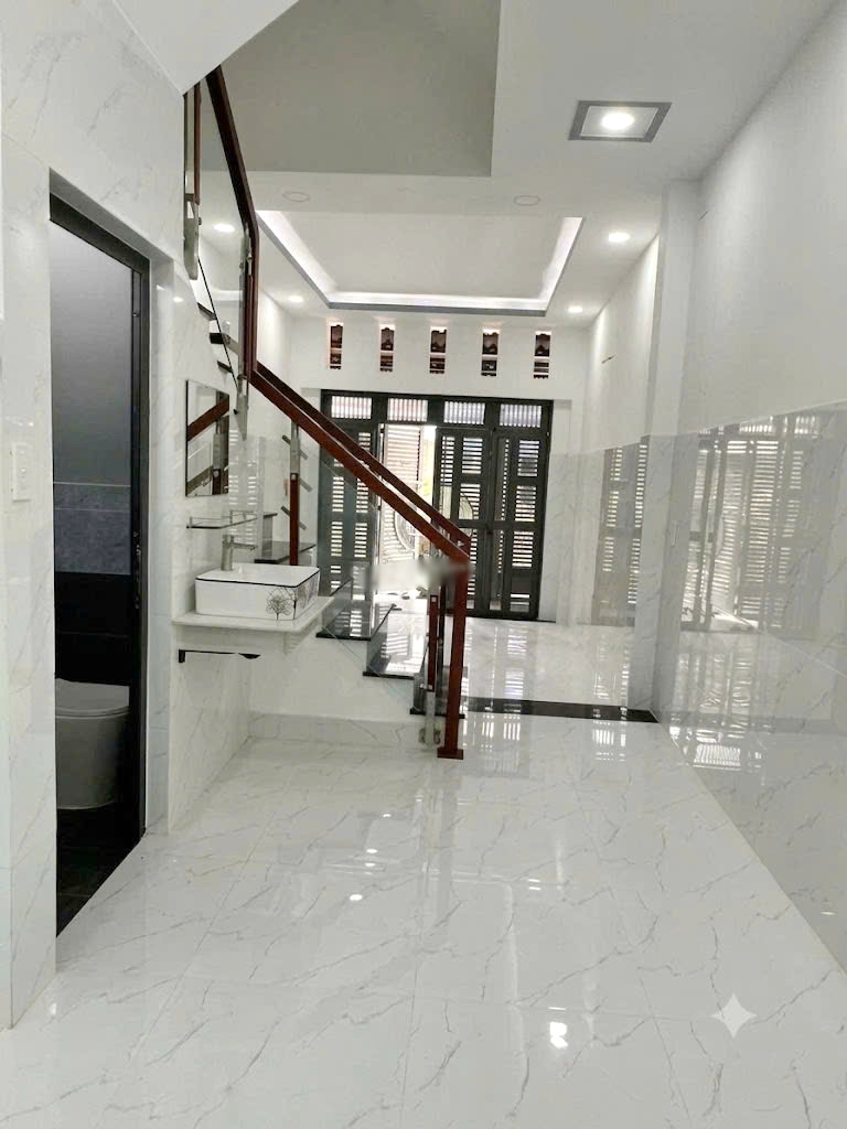 Nhà mặt tiền đường số khu Phạm Hùng P5Q8, Giá : 8.5 Tỷ (Thương lượng) 16006627