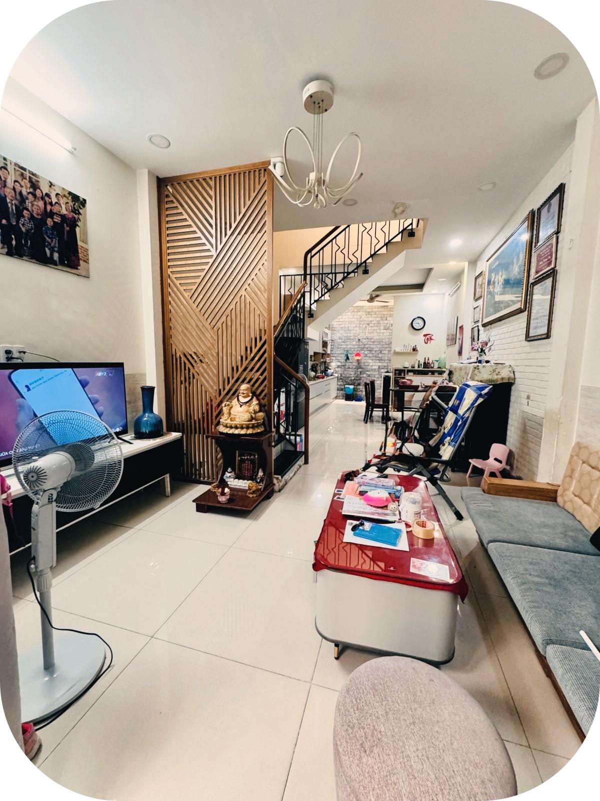 GẦN EMART PHAN HUY ÍCH – HẺM Ô TÔ – 64M² – 3 TẦNG – 4PN – 6.35 TỶ 16006633