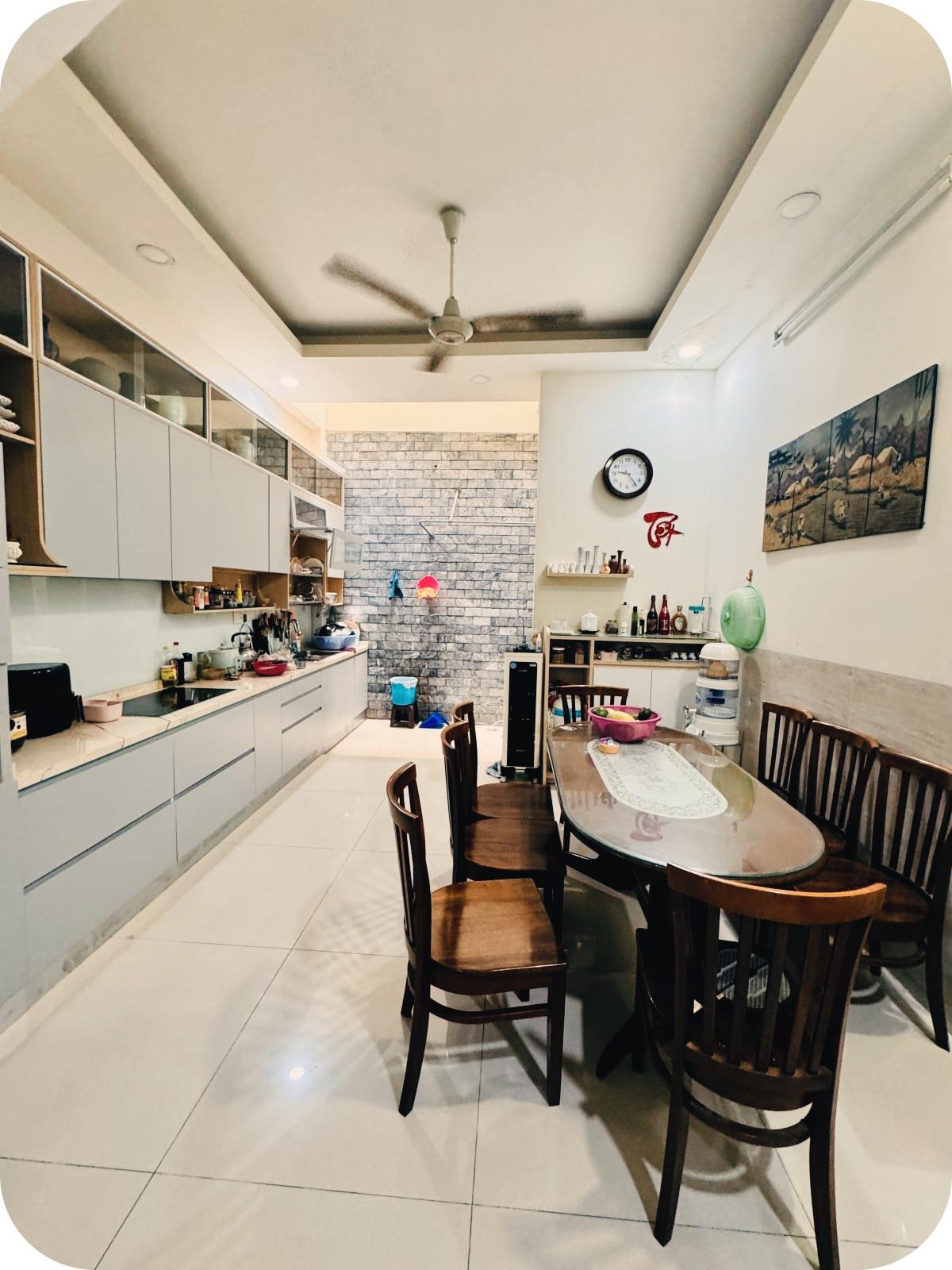GẦN EMART PHAN HUY ÍCH – HẺM Ô TÔ – 64M² – 3 TẦNG – 4PN – 6.35 TỶ 16006633