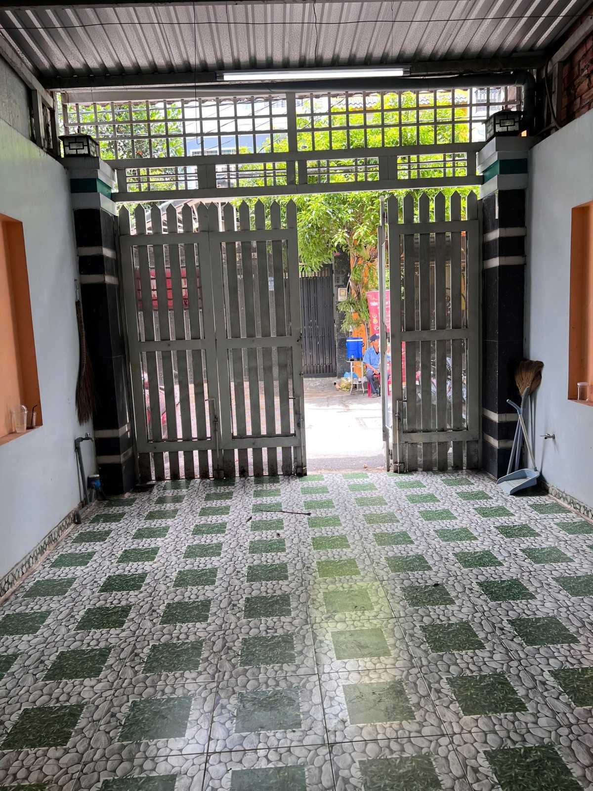 GIẢM GẦN 3 TỶ – TỪ 13 TỶ CÒN 10,5 TỶ
NHÀ 6 TẦNG – ĐƯỜNG 10M NHƯ MẶT TIỀN – PHƯỜNG 9,  TRUNG TÂM GÒ 16006686