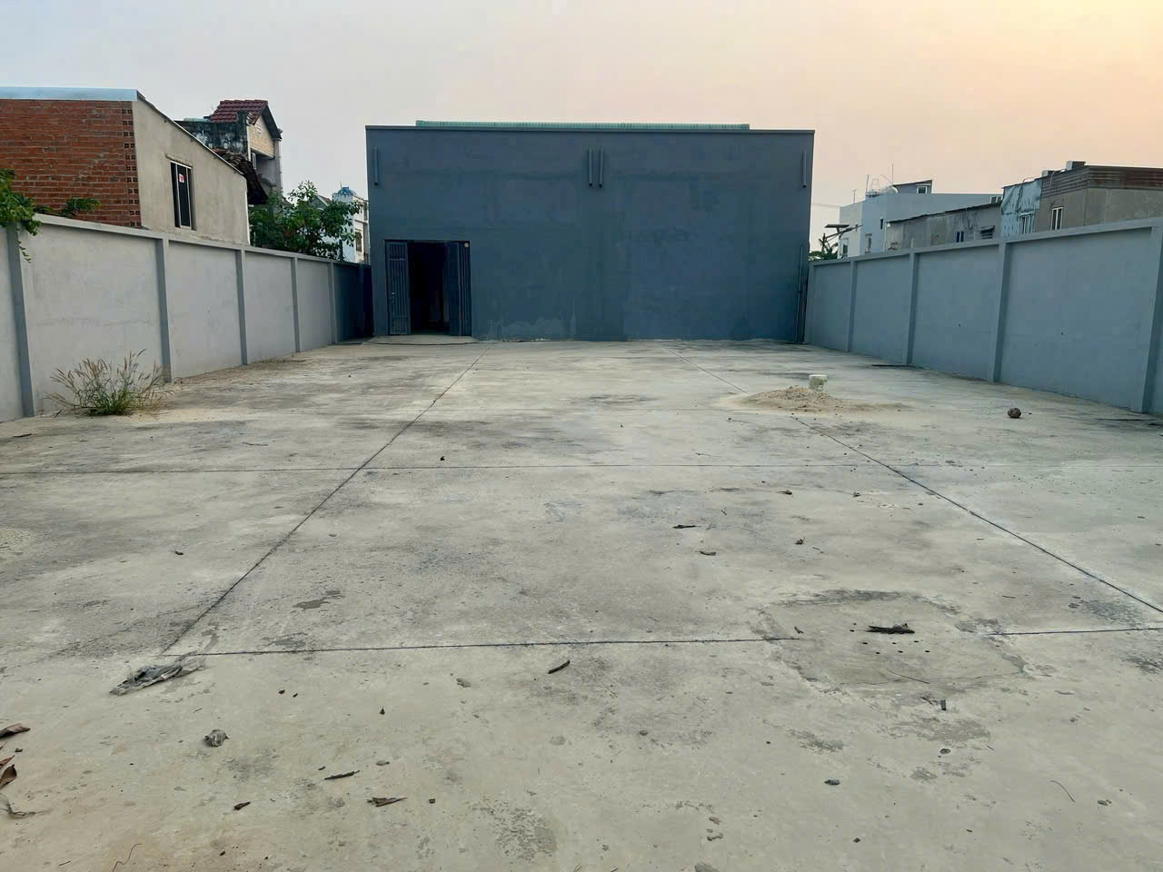 CHỈ 50TR/THÁNG SỞ HỮU NGAY XƯỞNG 1.200M² – XE 10 TẤN RA VÀO THOẢI MÁI 16006737