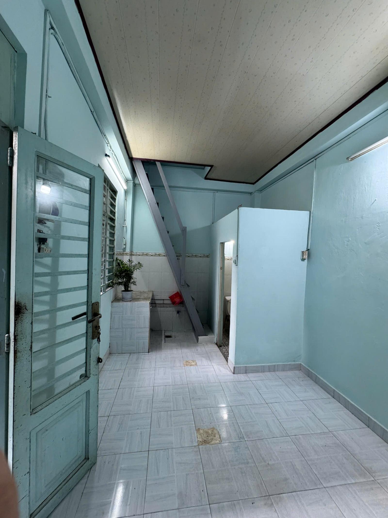 CHO THUÊ NHÀ 1 TRỆT 1 LẦU, GIÁ RẺ - ĐƯỜNG ÂU CƠ, P.10, Q.TÂN BÌNH 16006748