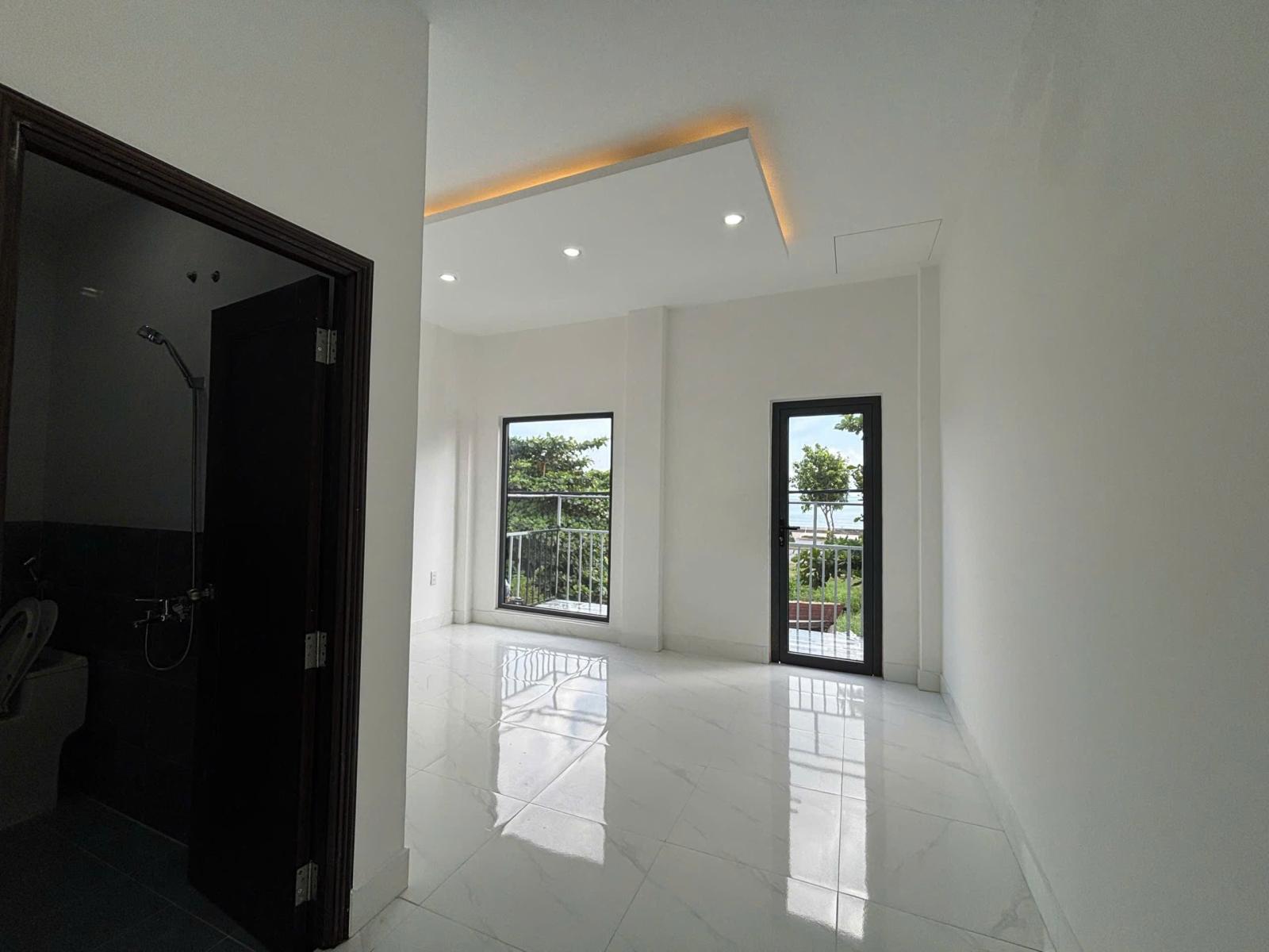 🔴Bán nhà 2 tầng đường Giáp Văn Cương - Cách biển 70m 16006814