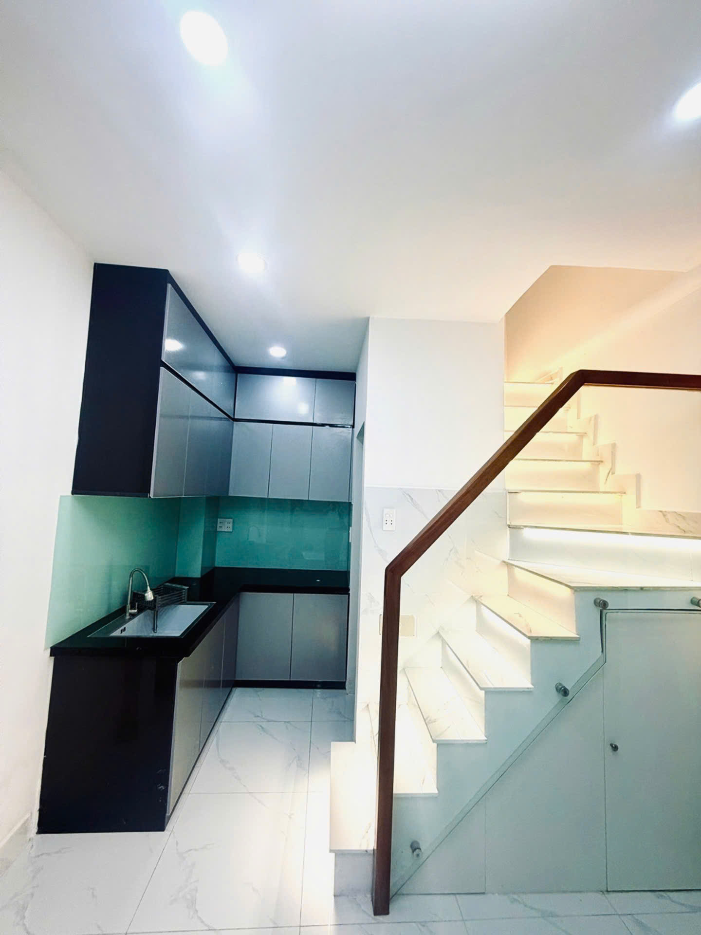 🏡 GẦN ĐẦM SEN | NHÀ 3 TẦNG – 2PN – 2WC – NHÀ MỚI ĐẸP 16006825