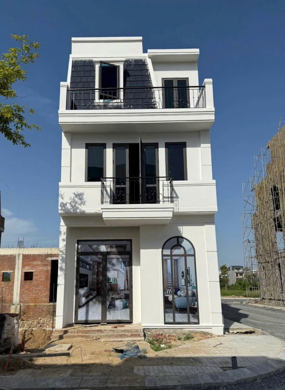 CHÍNH CHỦ BÁN NHÀ PHỐ LIỀN KỀ 3,5 TẦNG – KĐT ATHENA VINH TÂN, TP VINH 16006830