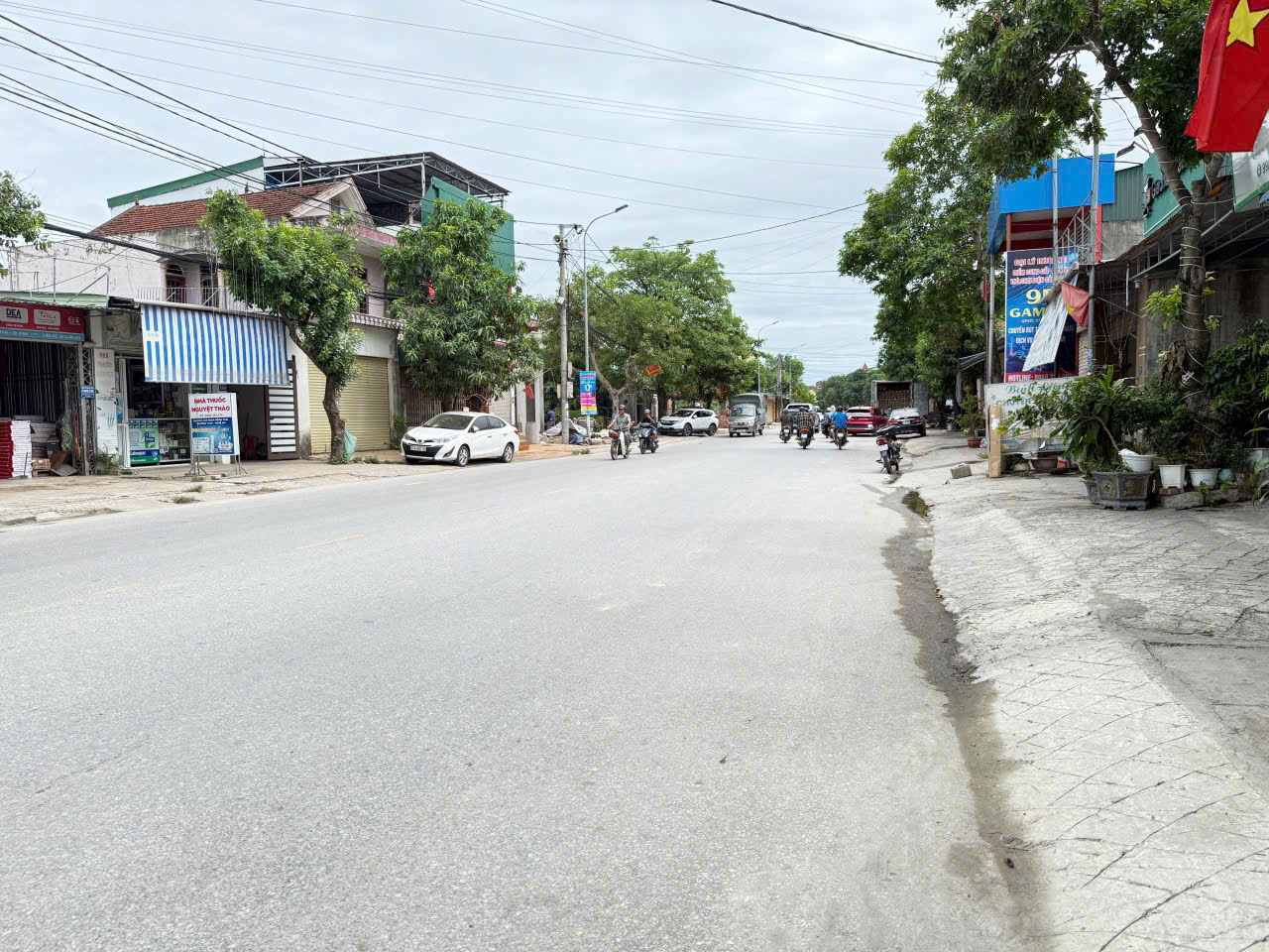 CHÍNH CHỦ BÁN NHÀ PHỐ LIỀN KỀ 3,5 TẦNG – KĐT ATHENA VINH TÂN, TP VINH 16006830