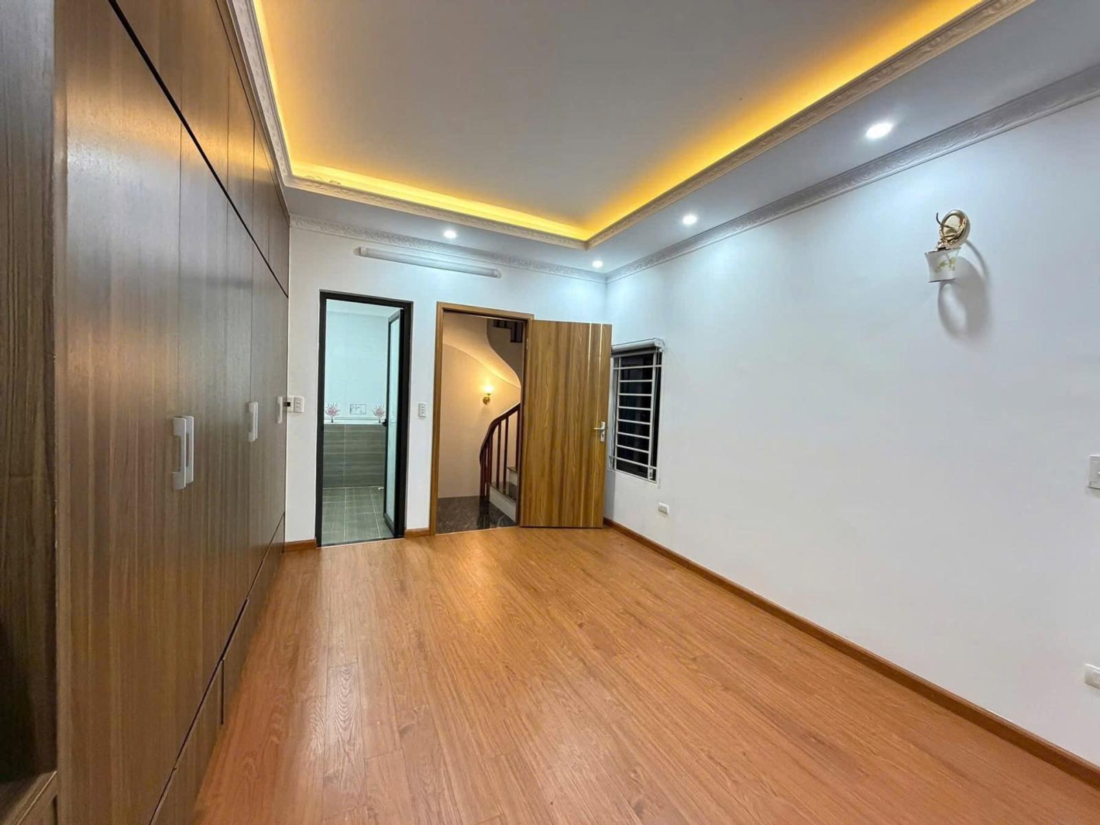 BÁN NHÀ PHẠM VĂN ĐỒNG ĐẸP THONG DONG - LÔ GÓC NỞ HẬU ĐÓN VƯỢNG KHÍ - NHỈNH 7 TỶ 16006879