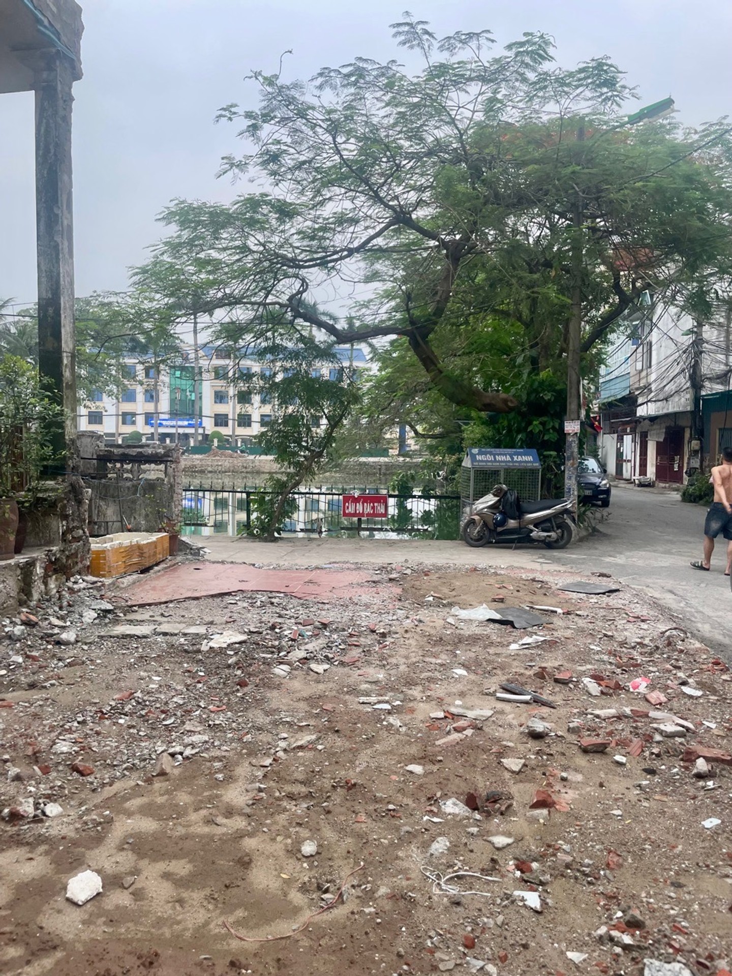 Đất Đức Giang lô góc view hồ 11 tỷ 51m ô tô vỉa hè kinh doanh 16006917
