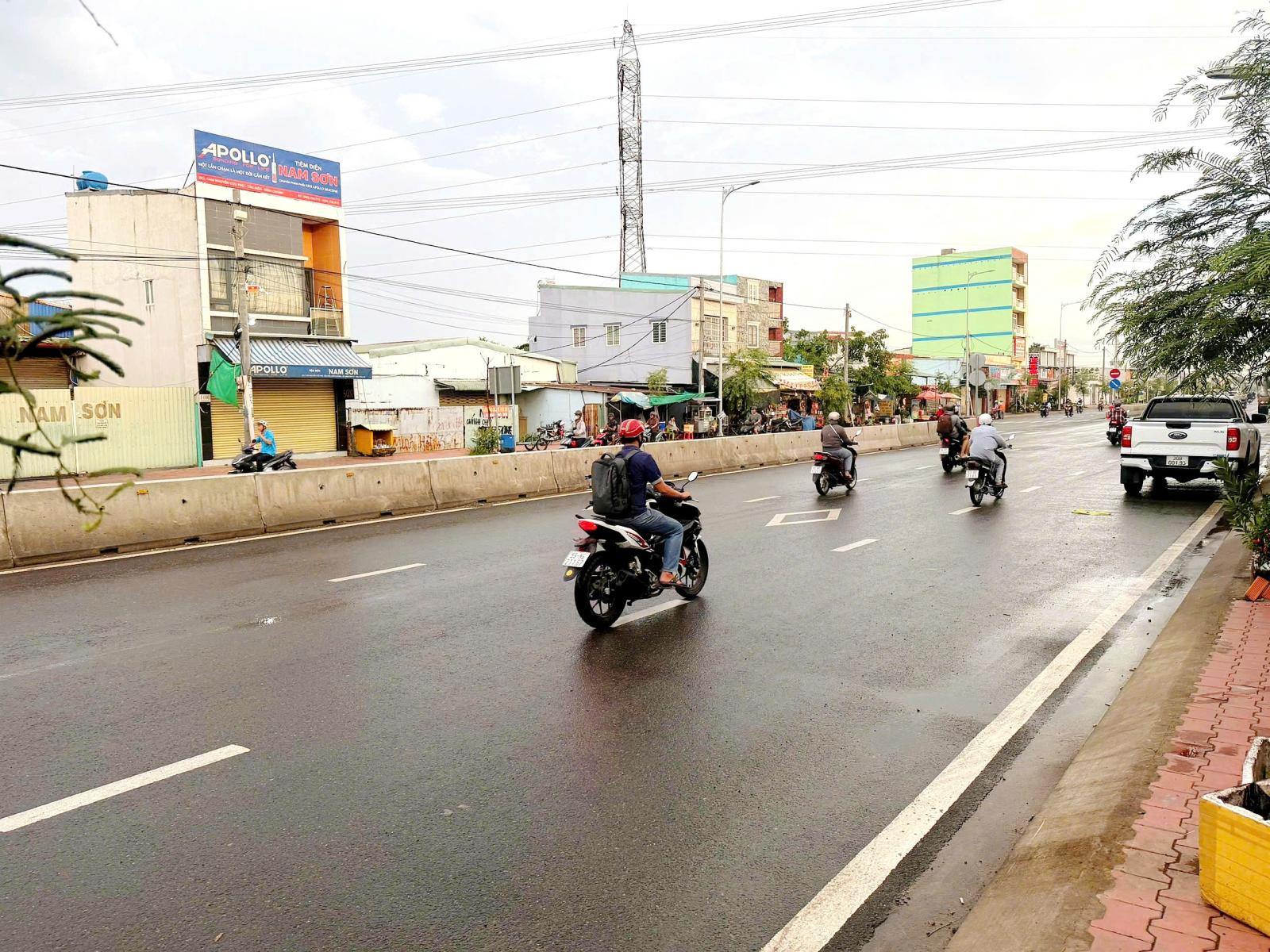 CHO THUÊ 1100M2 KHO MT ĐƯỜNG NGUYỄN CỬU PHÚ 16006925