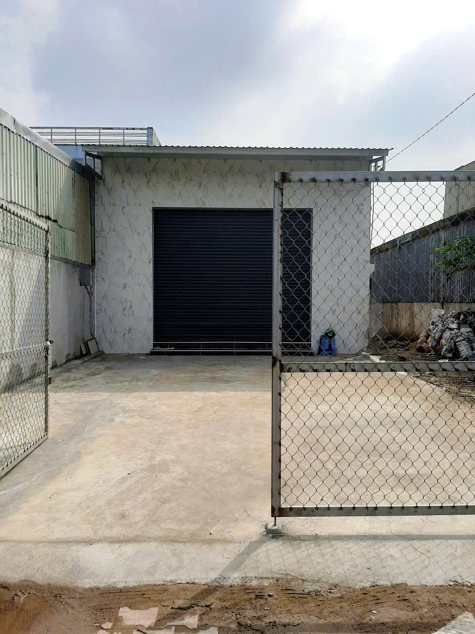 CHO THUÊ 1100M2 KHO MT ĐƯỜNG NGUYỄN CỬU PHÚ 16006925
