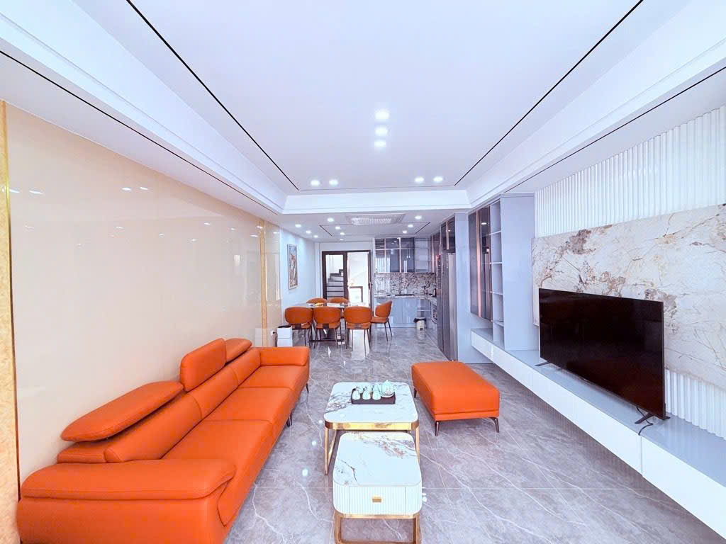 🏡🔥 NHÀ PHỐ TRẠM – Ô TÔ TRÁNH  56M² x 7 TẦNG  GARA Ô TÔ  THANG MÁY  FULL NỘI THẤT 🔥🏡 16006937