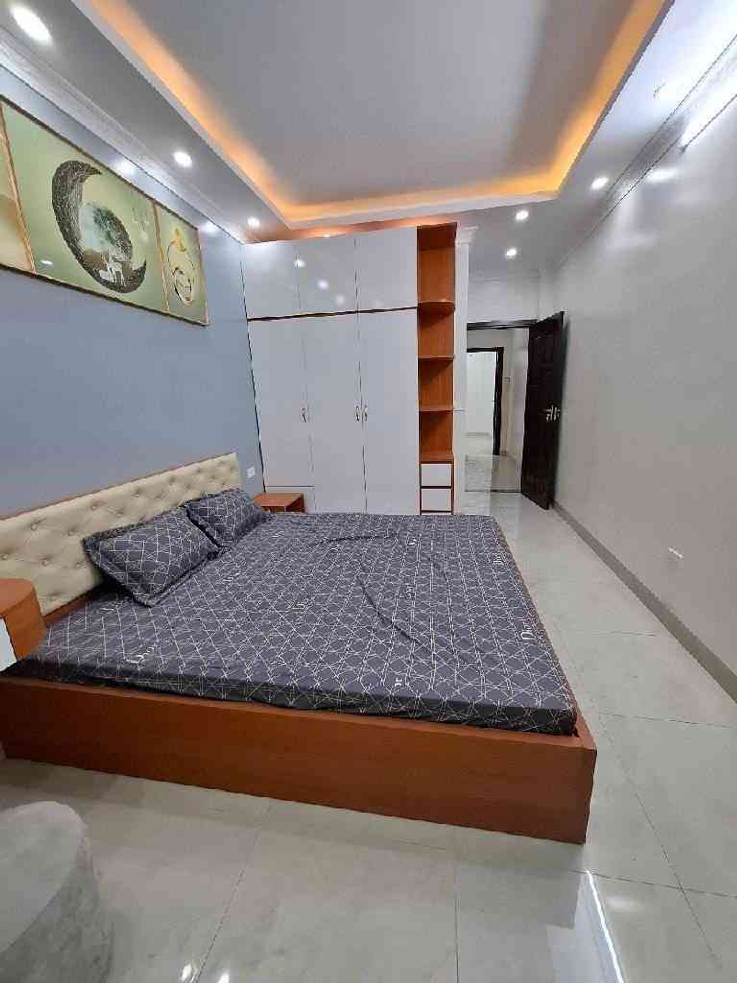 Bán Nhà Tô Hiệu, Hà Đông 45m2 5 tầng, 6 ngủ, oto, Thang Máy, Gần Phố 10 tỷ 5

 16006991