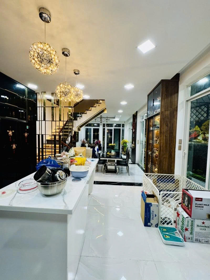 Bán nhà Biệt thự - HXH 6m Gò Dầu, giao Tân Quý, 8x20m, 4 Tầng mới, 4PN, chỉ  16,9 Tỷ. 16007012