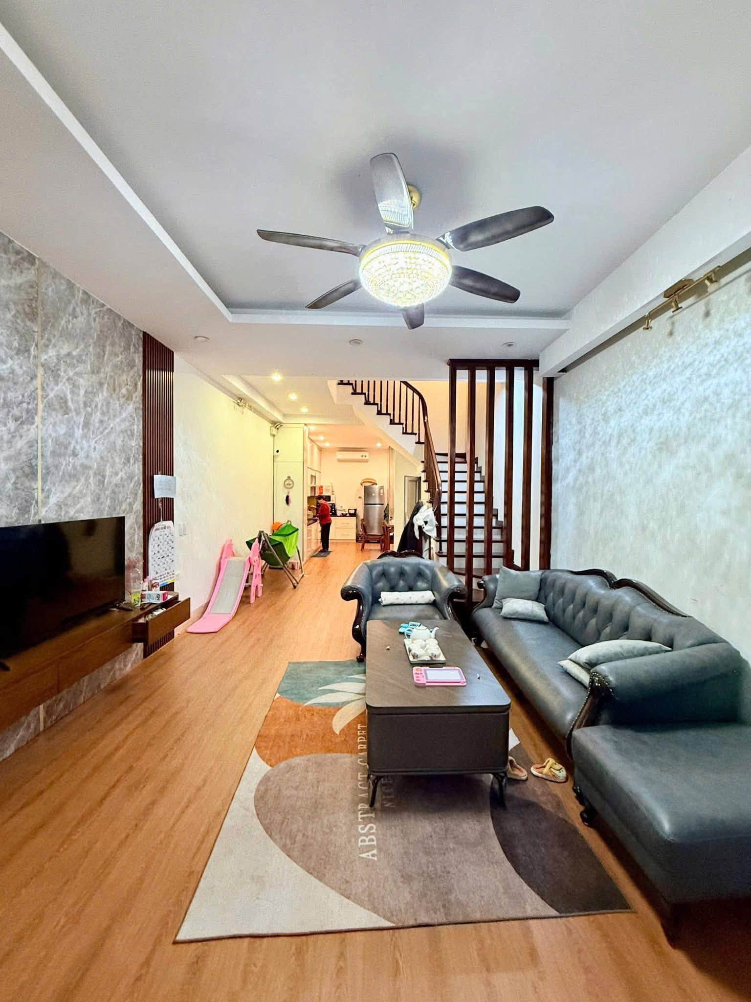 Bán nhà phố Lạc Trung, 70m2, mặt tiền 4.5m, 4 tầng, nhỉnh 25 tỉ, ô tô, Kinh doanh 16007060