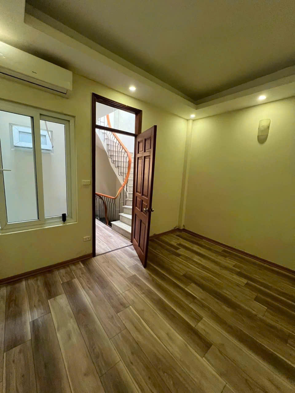 🏠 CHO THUÊ NHÀ RIÊNG  TÚ MỠ – CẦU GIẤY  50M² × 5 TẦNG  5PN  16,5 TRIỆU/THÁNG 16007062