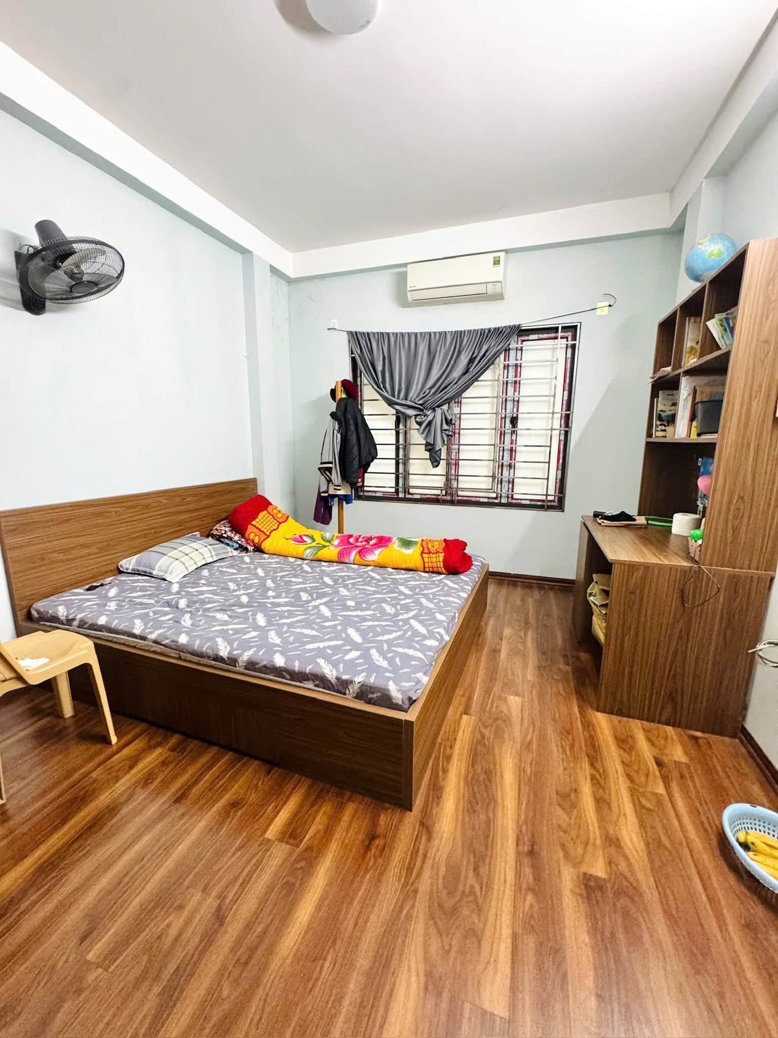 Bán nhà Hàng Bông, 60m2, 3 tầng, mặt tiền 4m, nhỉnh 43 tỉ, ngõ rộng, phù hợp xây khách sạn 16007067